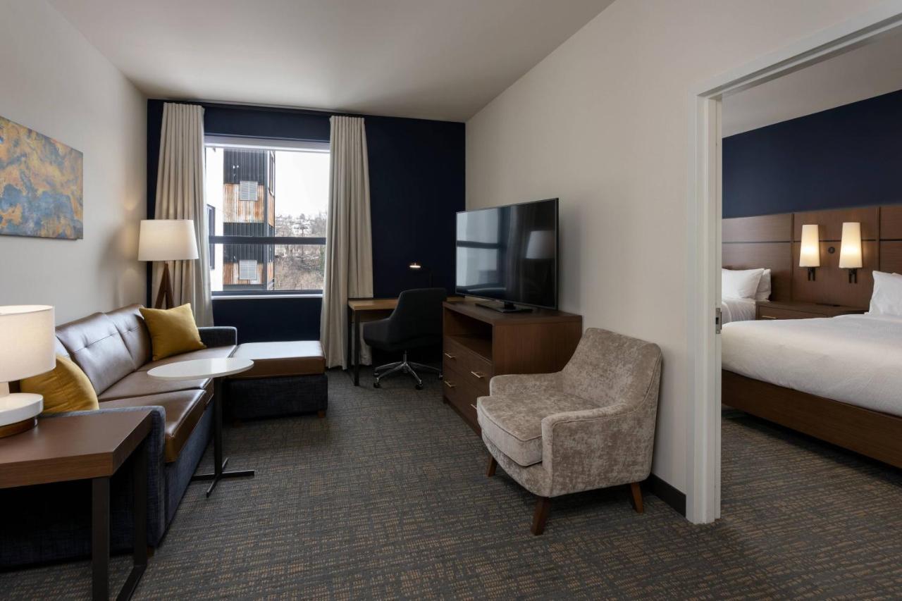 Residence Inn By Marriott Philadelphia Bala Cynwyd Bagian luar foto