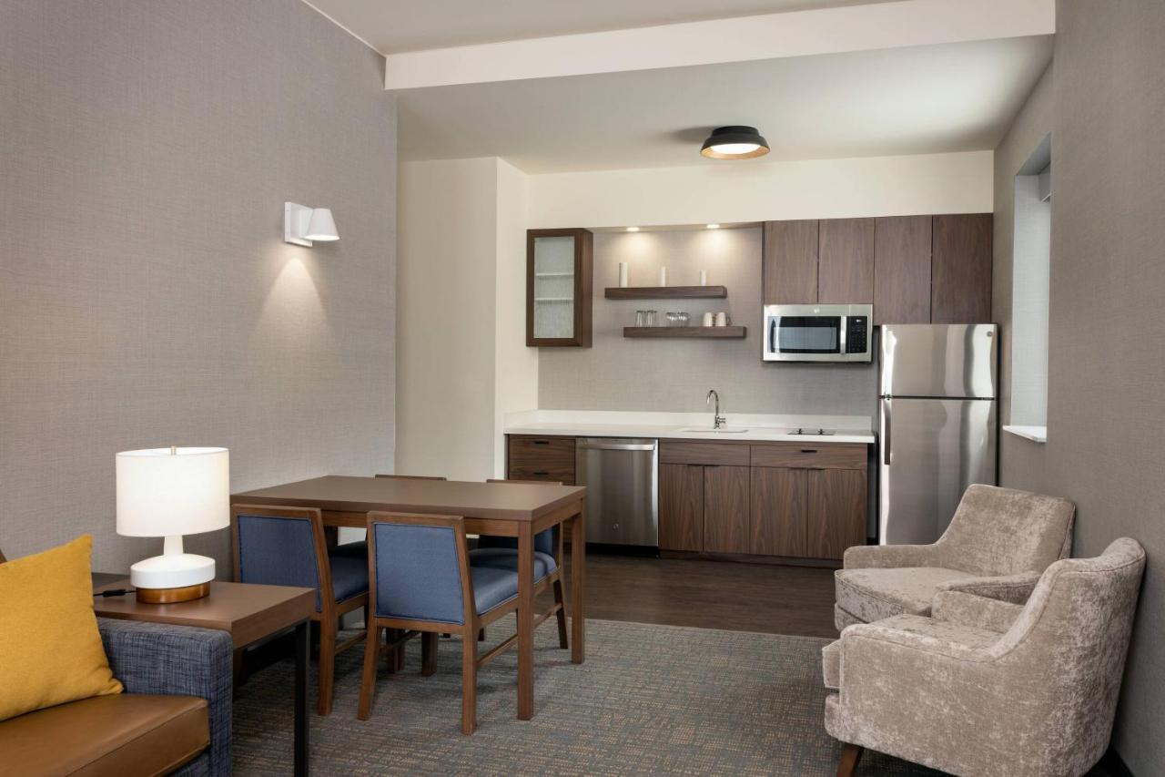 Residence Inn By Marriott Philadelphia Bala Cynwyd Bagian luar foto